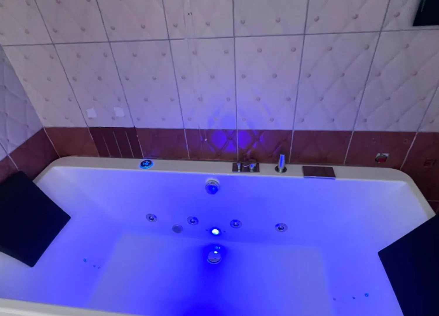 Luxury Room 007 Tirana 0*,